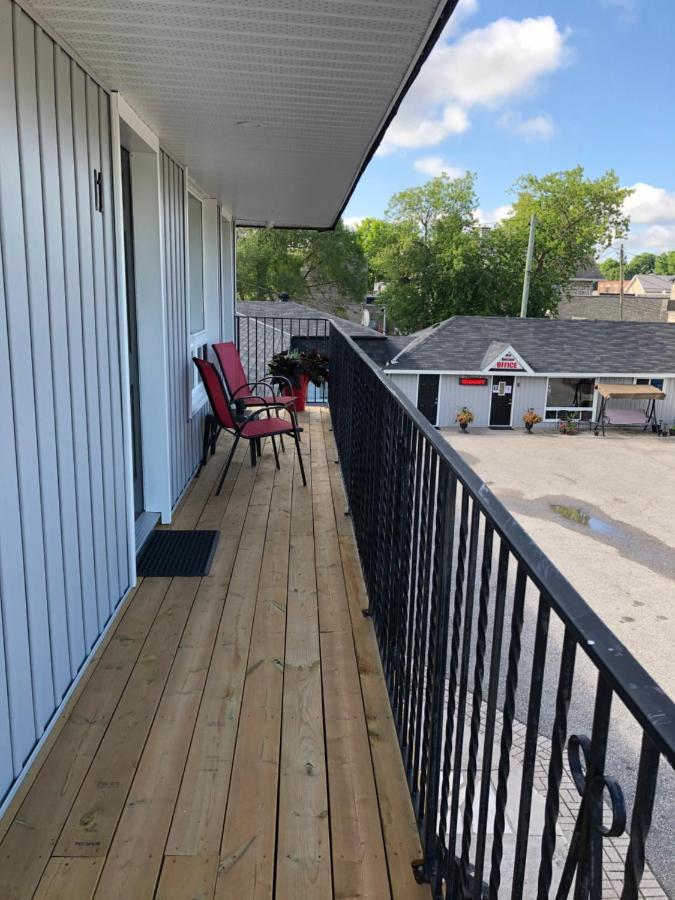 New Rockland Motel Bobcaygeon Extérieur photo
