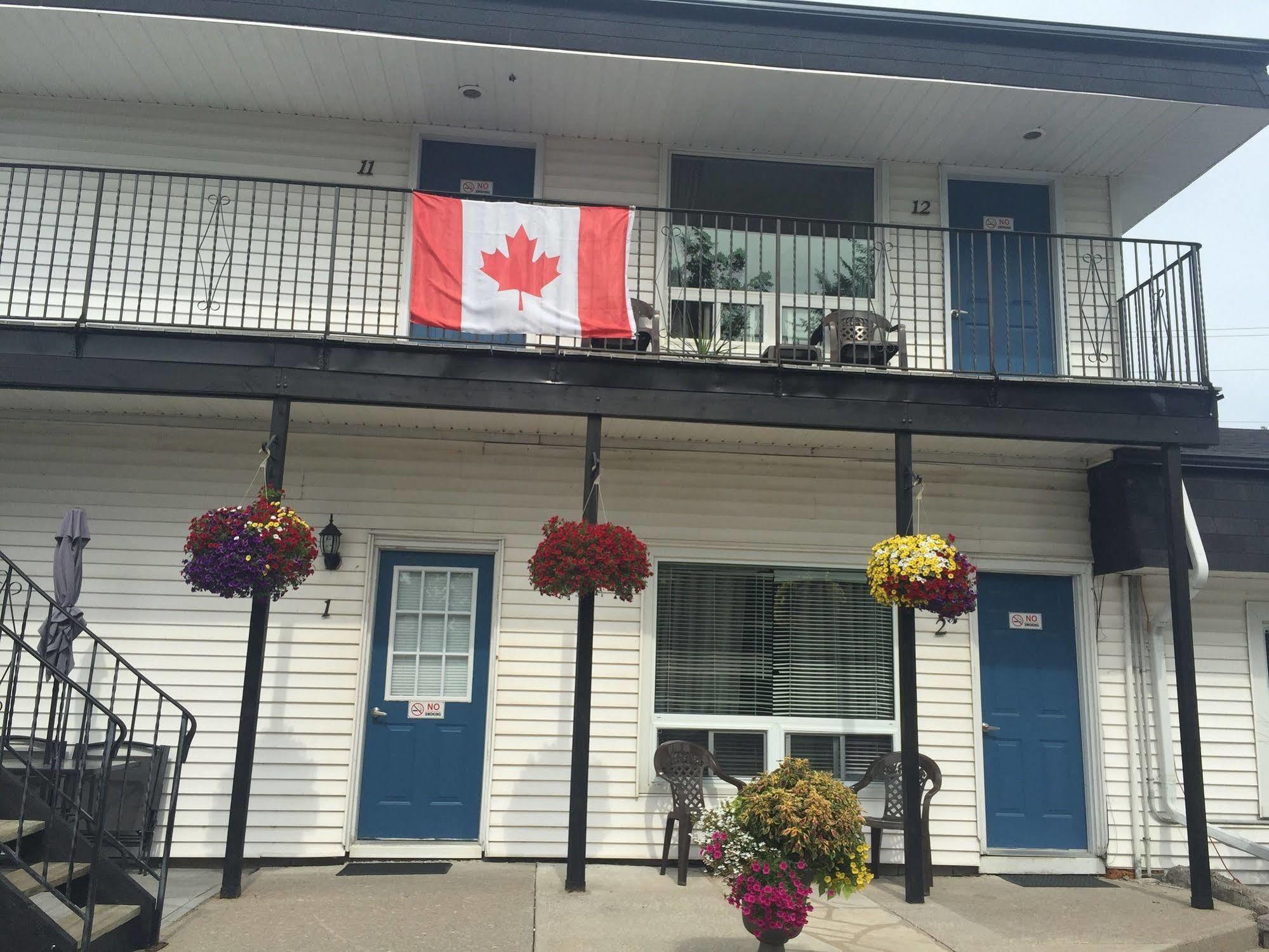 New Rockland Motel Bobcaygeon Extérieur photo