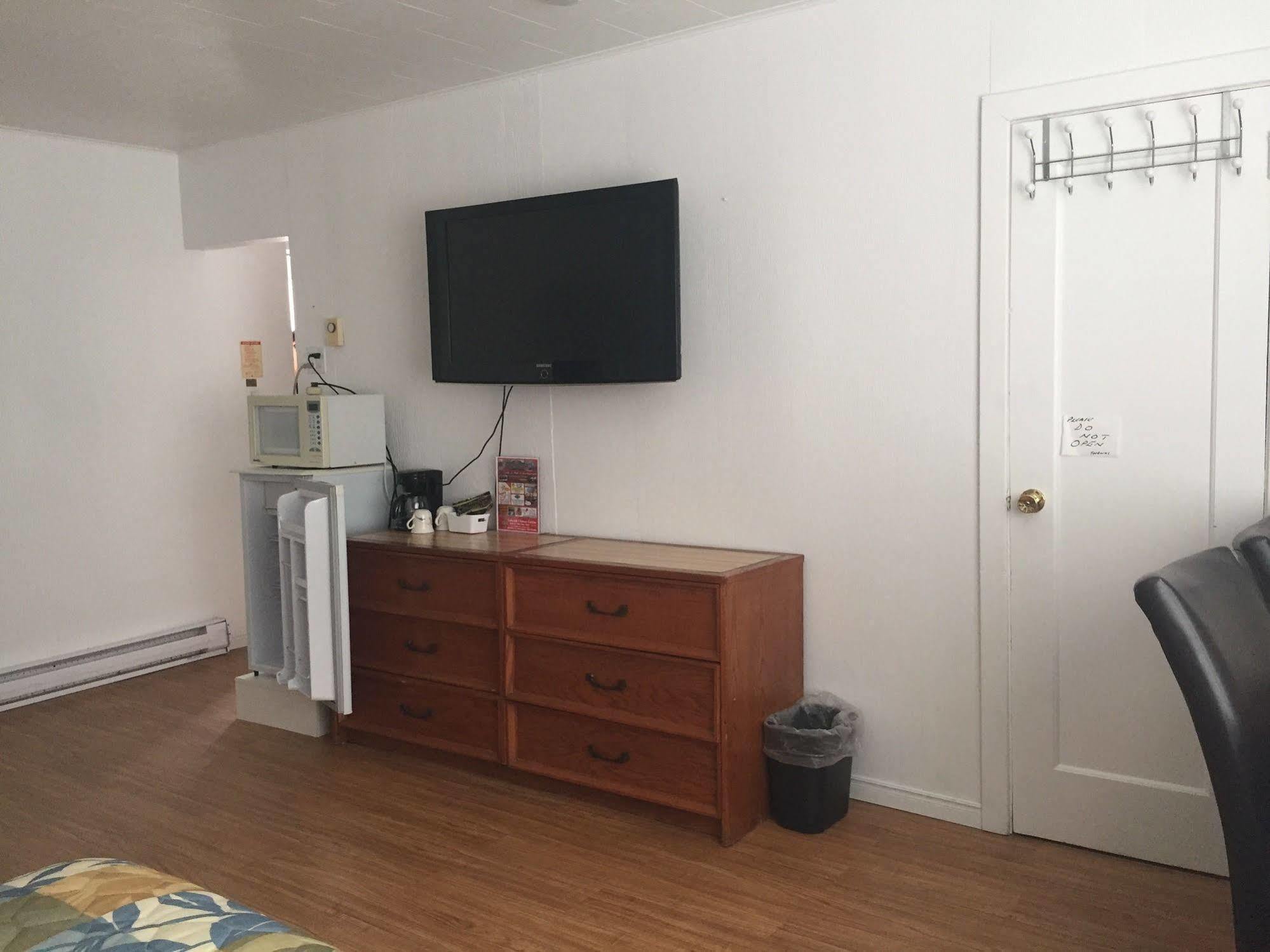 New Rockland Motel Bobcaygeon Extérieur photo