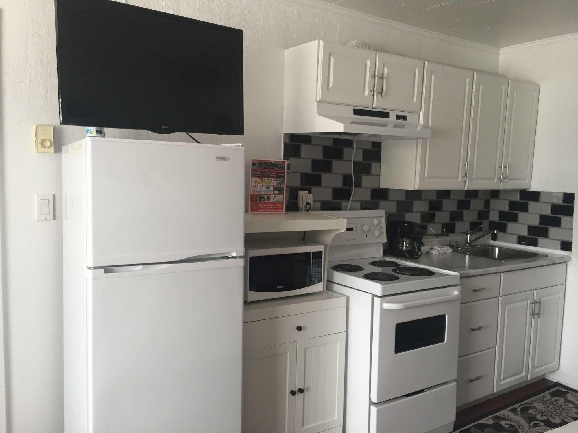New Rockland Motel Bobcaygeon Extérieur photo